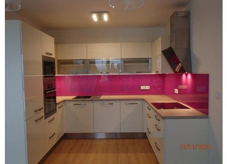 Skleněný obklad a GRAFOsklo