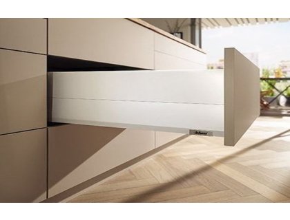 Merivobox 40kg bílá E Boxcap 450mm Blumotion/TOB