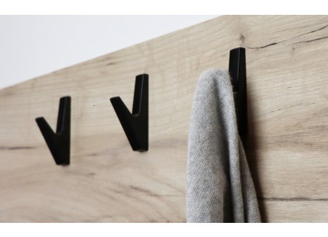 Věšák Jan černý matný