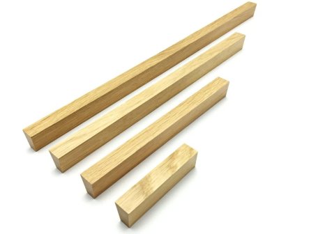 Úchytka Hubert dřevěná dub lakovaný