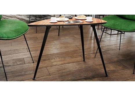 Stolová noha výkyvná 710 mm černá