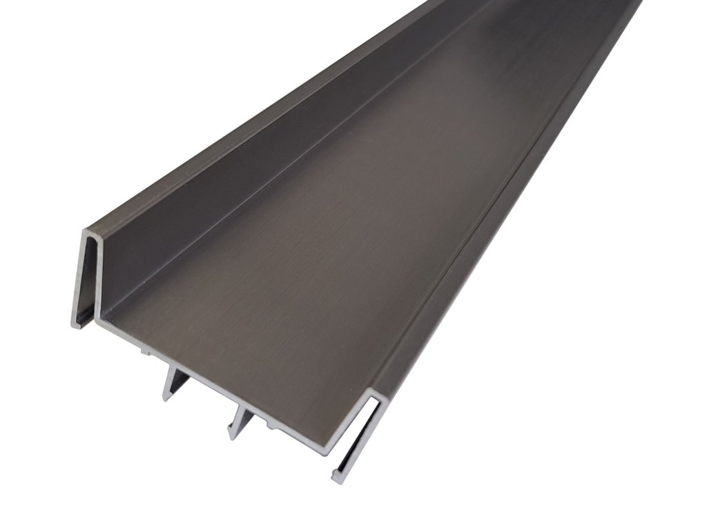 Profil vertikální středový 4500 mm černá mat